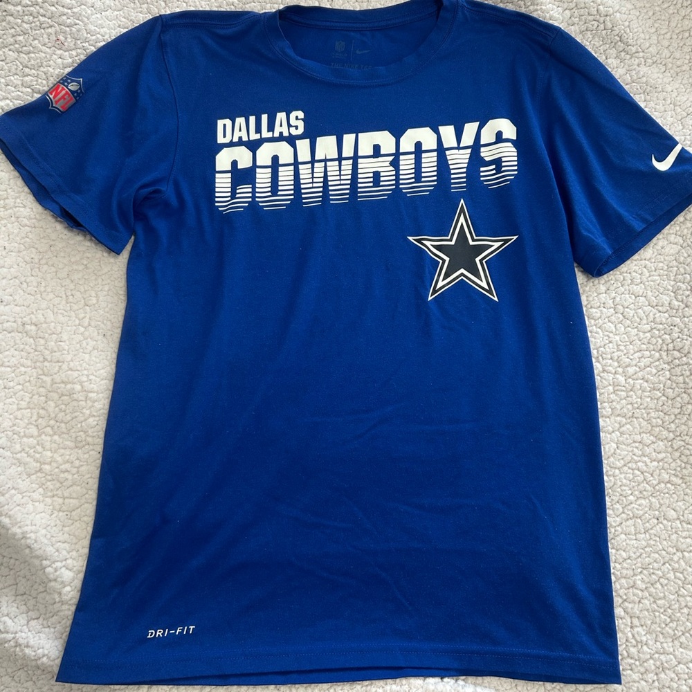 Dallas Cowboys Nike shirt